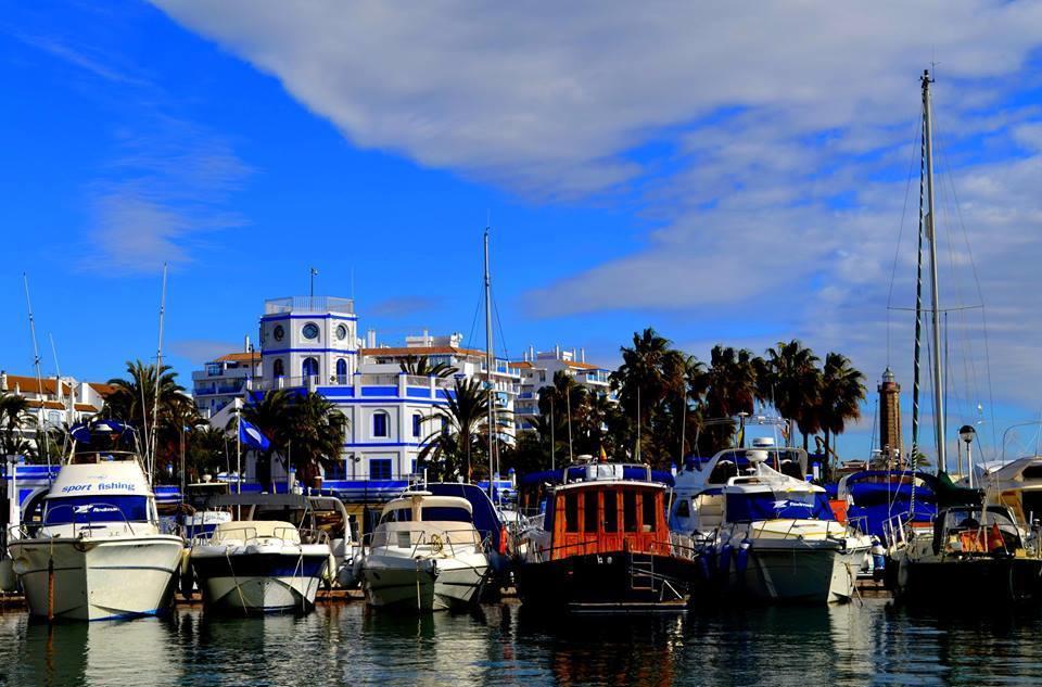 Apartamento Puerto Deportivo Estepona Exterior foto